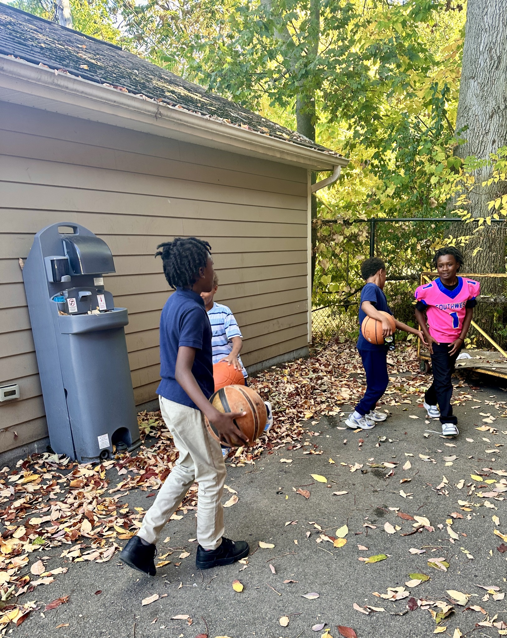 Team and operations of 12 JASPER LTD